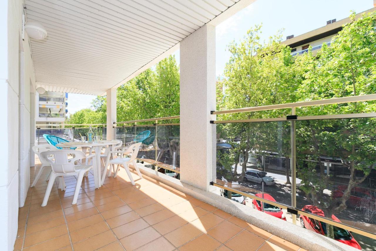 Uhc Michelangelo Apartments Salou Ngoại thất bức ảnh