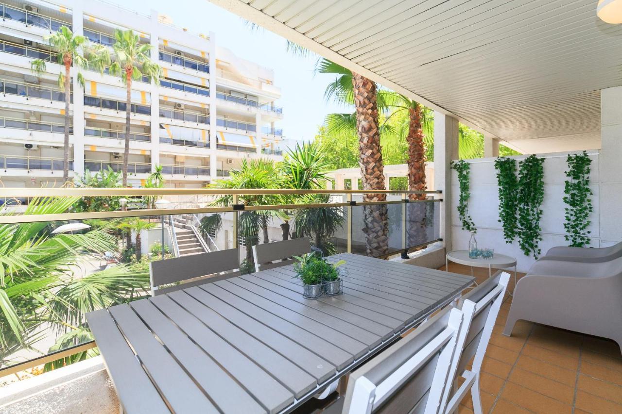 Uhc Michelangelo Apartments Salou Phòng bức ảnh