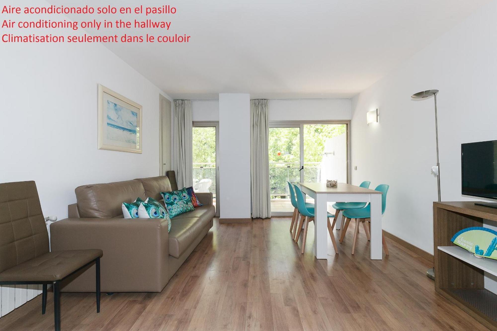 Uhc Michelangelo Apartments Salou Ngoại thất bức ảnh