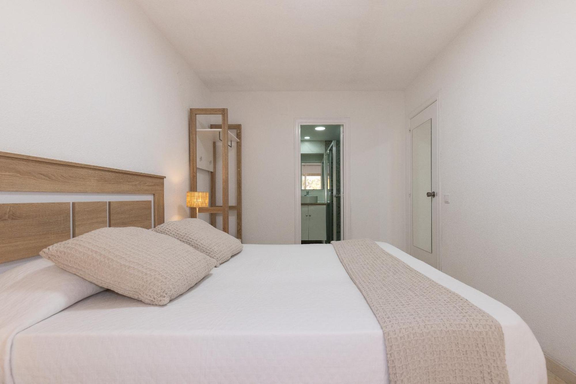 Uhc Michelangelo Apartments Salou Phòng bức ảnh