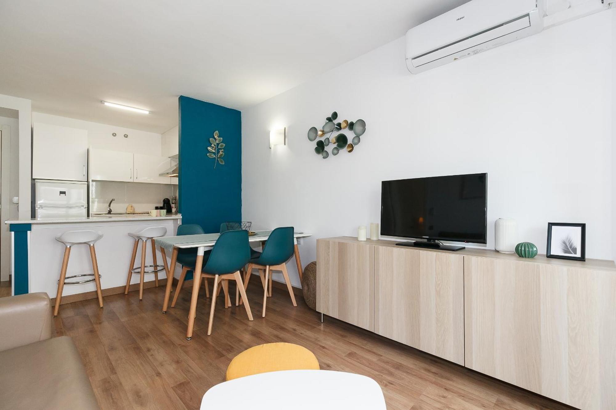 Uhc Michelangelo Apartments Salou Phòng bức ảnh